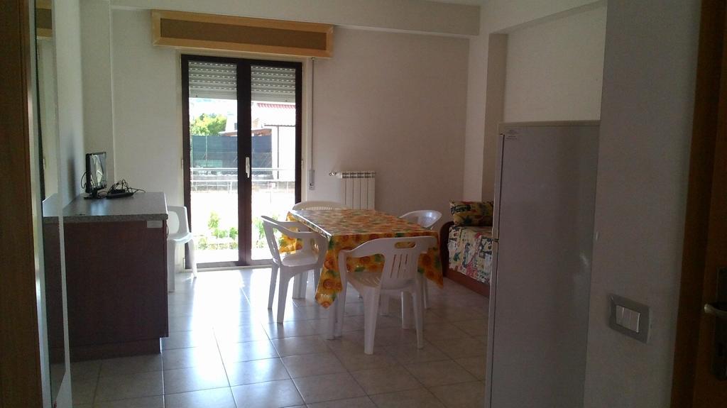 Aquamarine Residence Davoli Ngoại thất bức ảnh